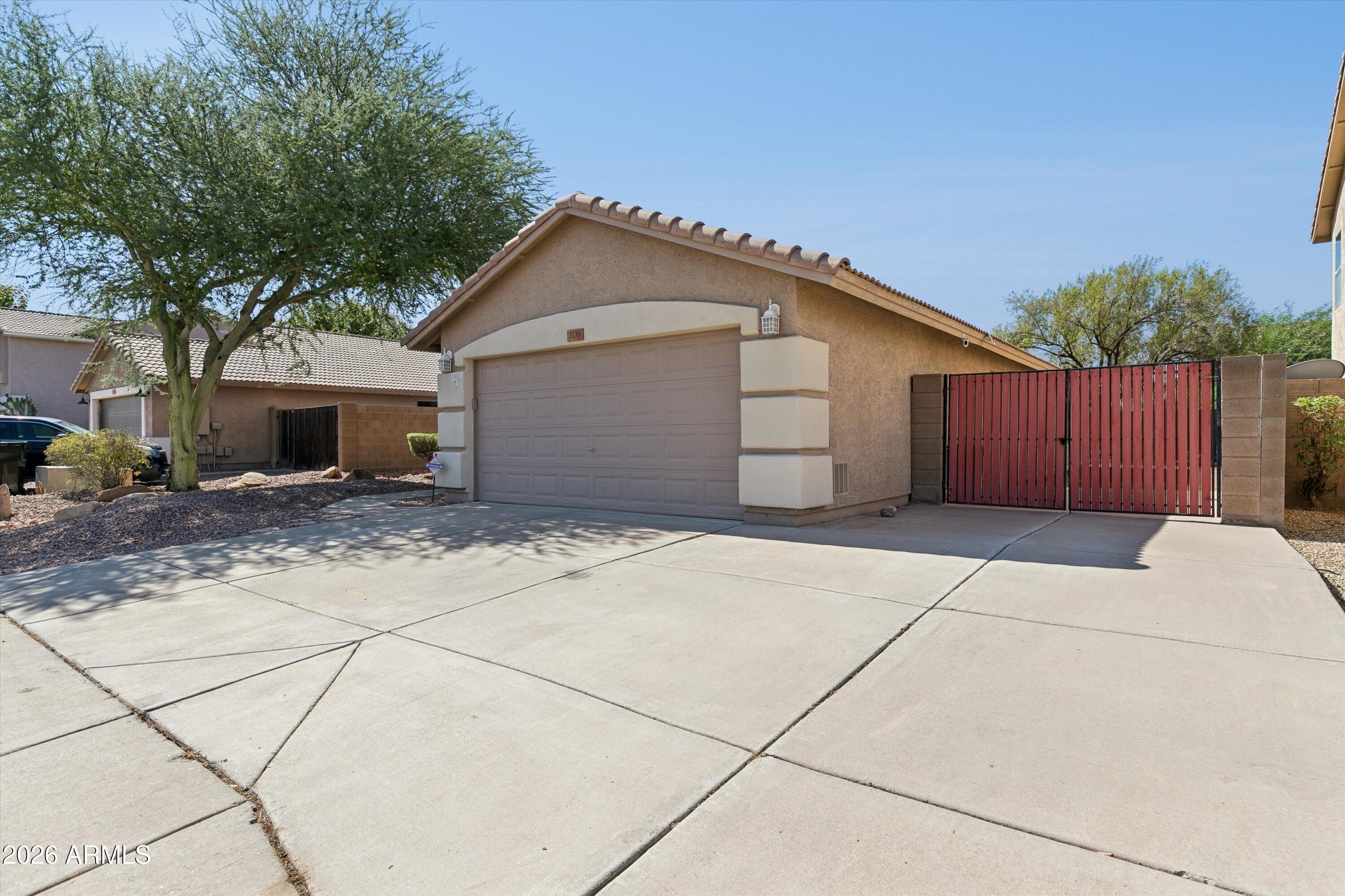3139 W Matthew Drive