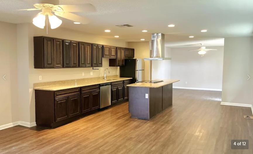 4322 E Villa Maria Drive