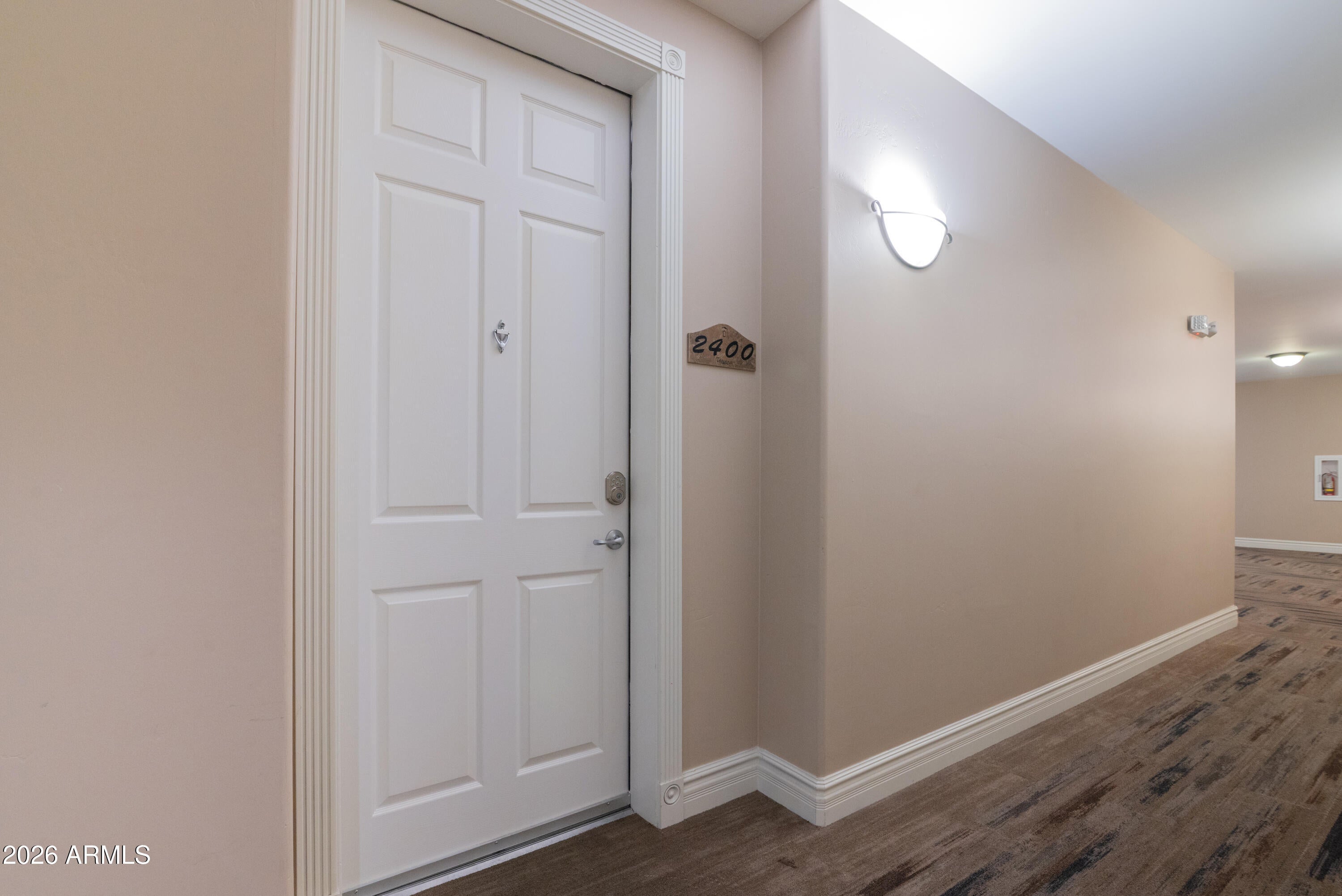 5350 E DEER VALLEY Drive 2400