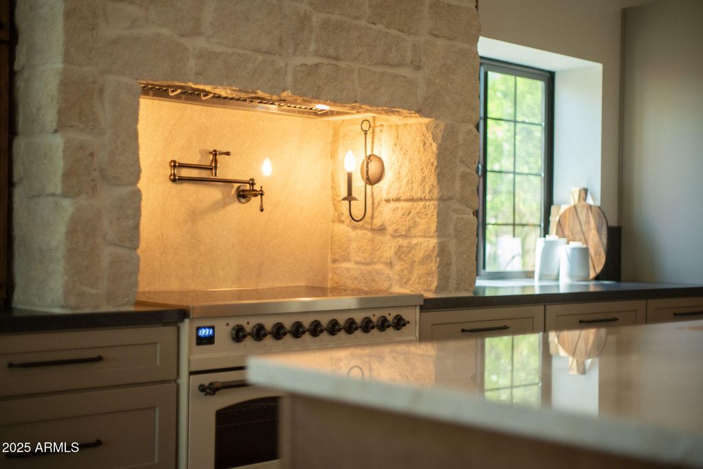 Photo of 8910 E Topeka Drive, Scottsdale, AZ 85255 (MLS # 6869454)