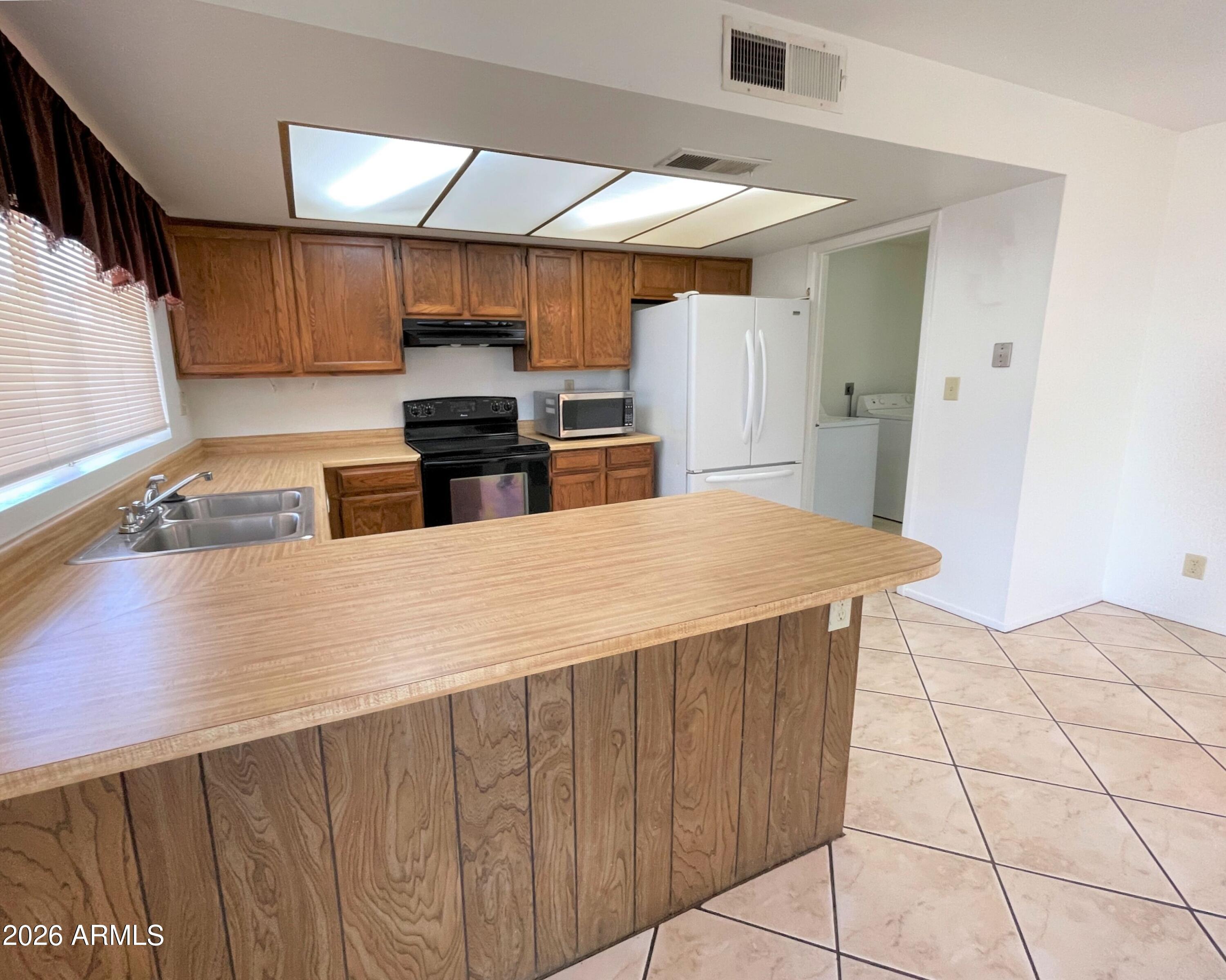 4746 W Aster Drive