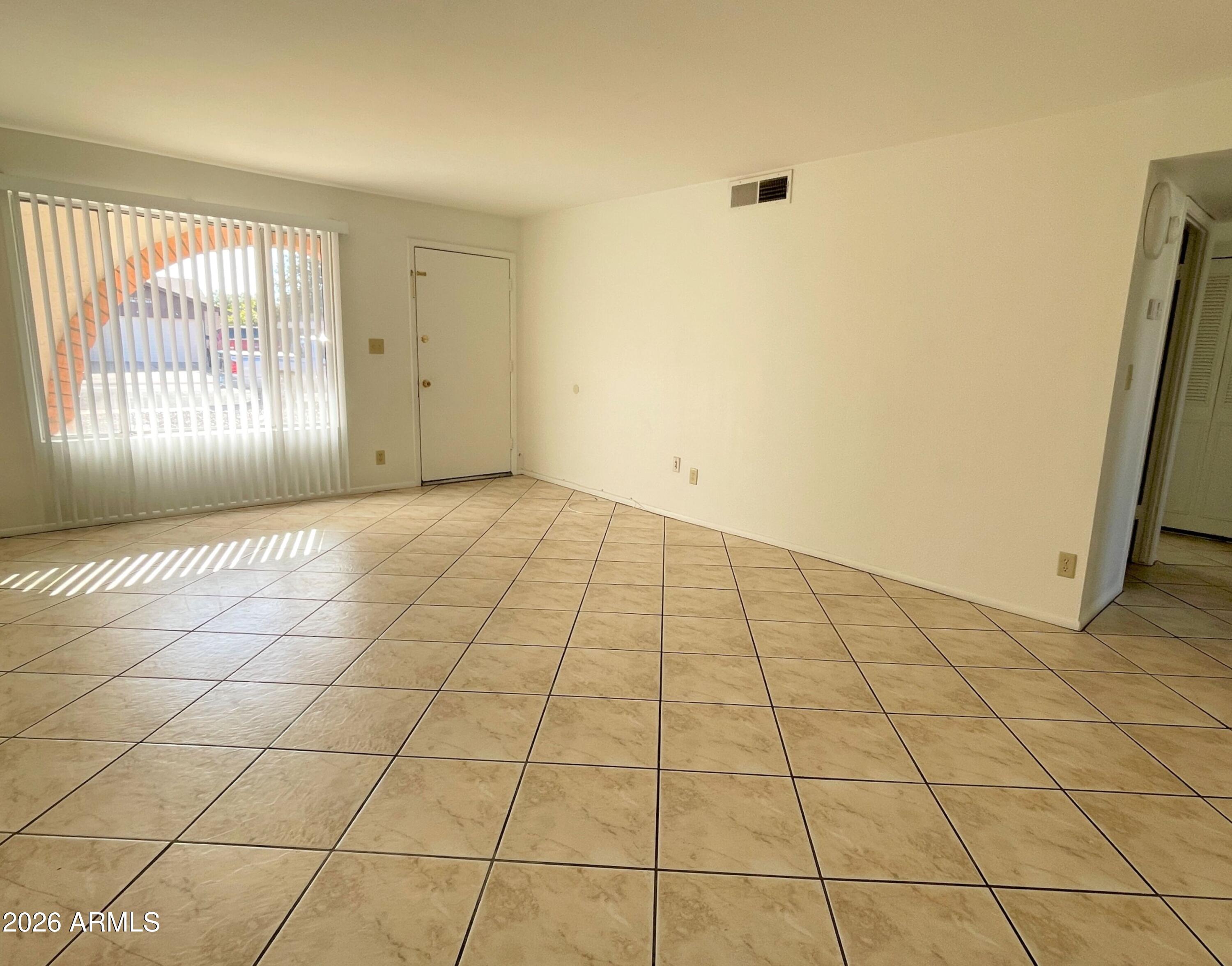 4746 W Aster Drive