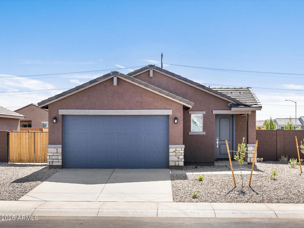 Photo of 334 S San Gregorio Lane, Casa Grande, AZ 85194 (MLS # 6886029)