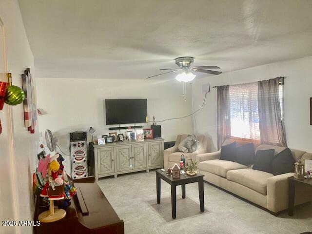 7138 E BAYWOOD Avenue