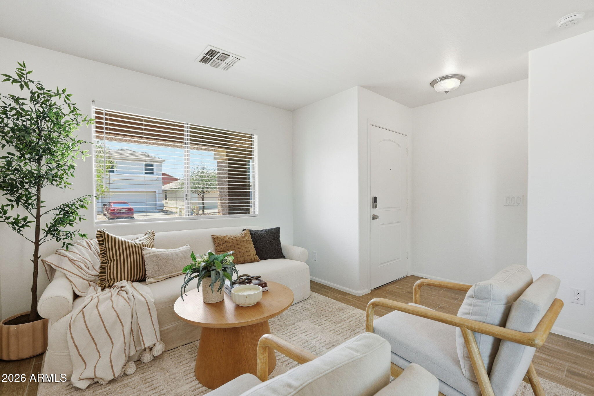 2129 S 101ST Drive