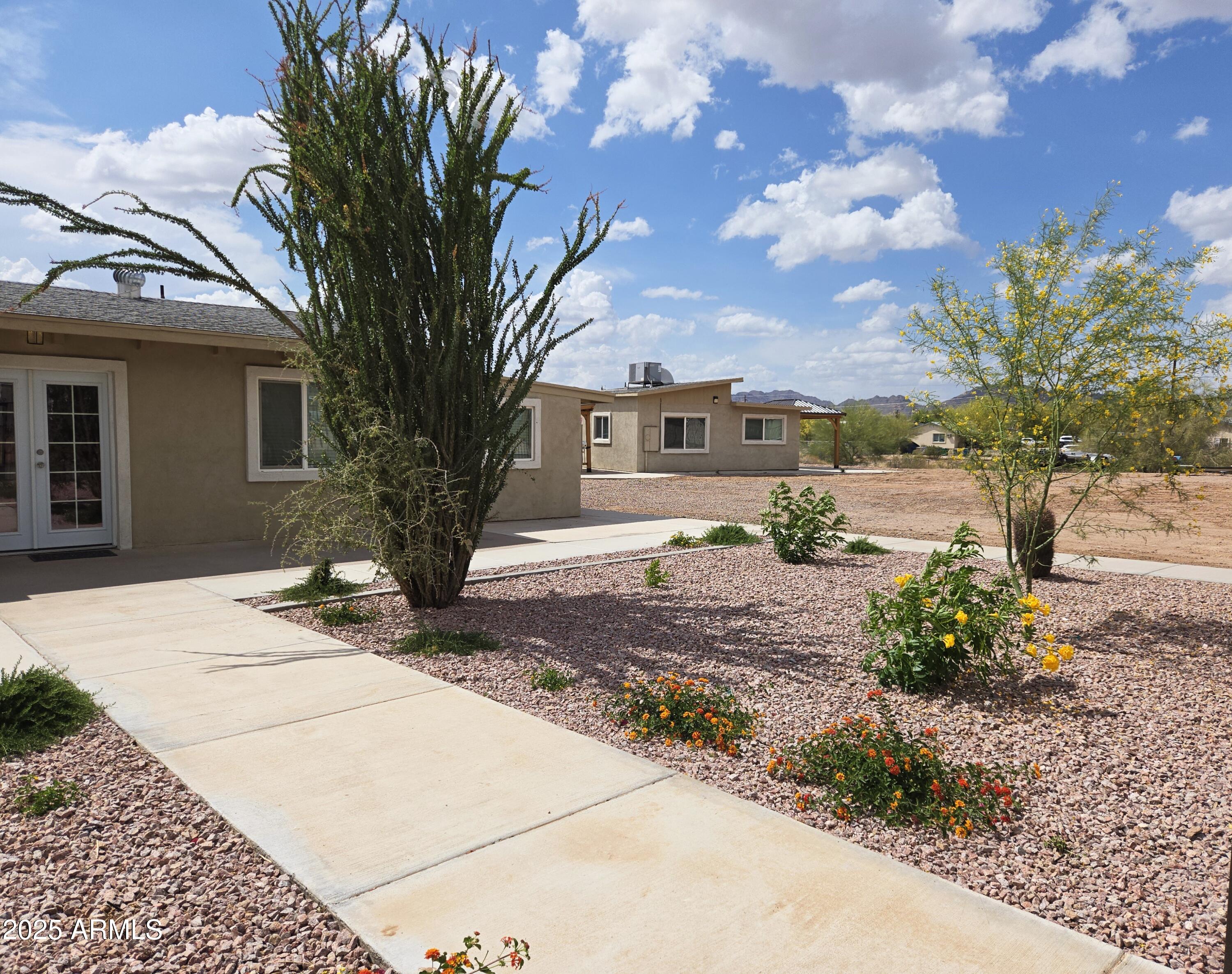 144 N CACTUS Road