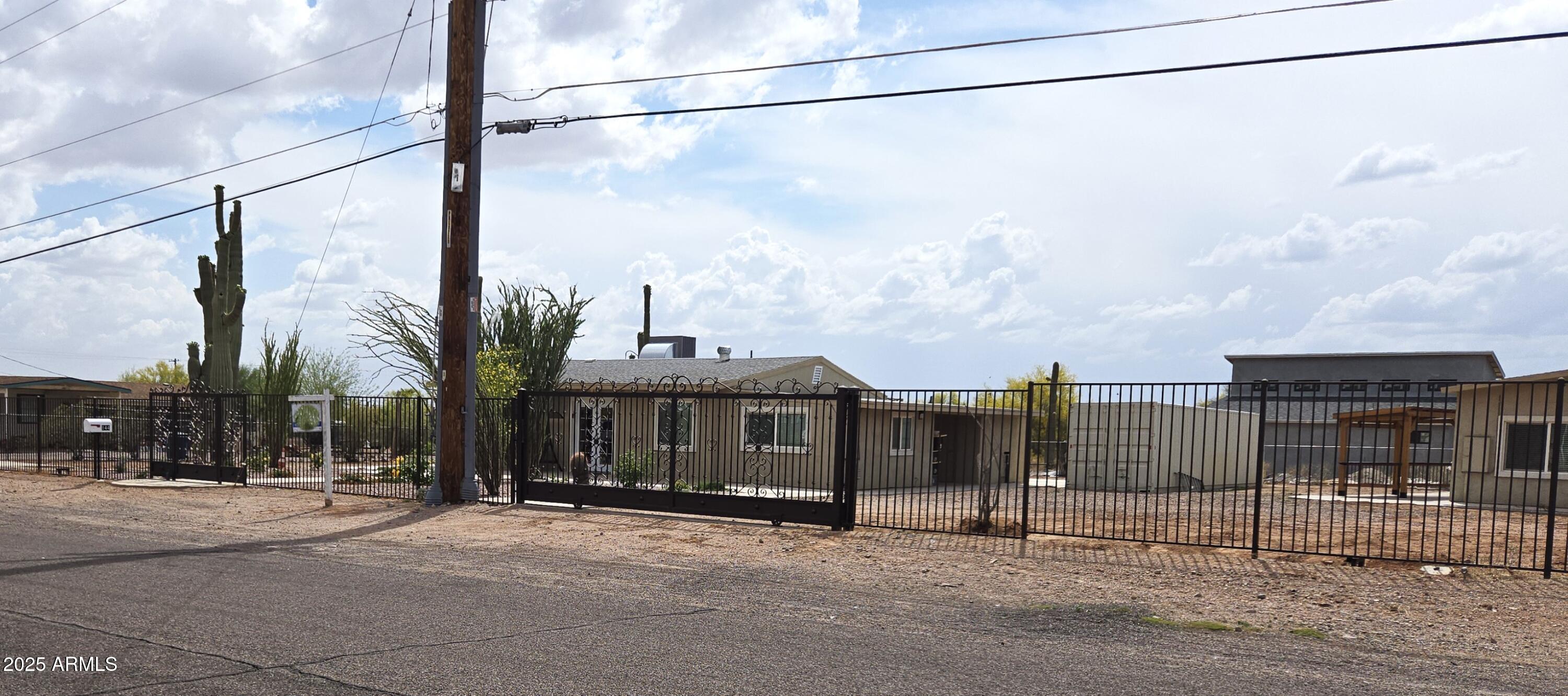 144 N CACTUS Road
