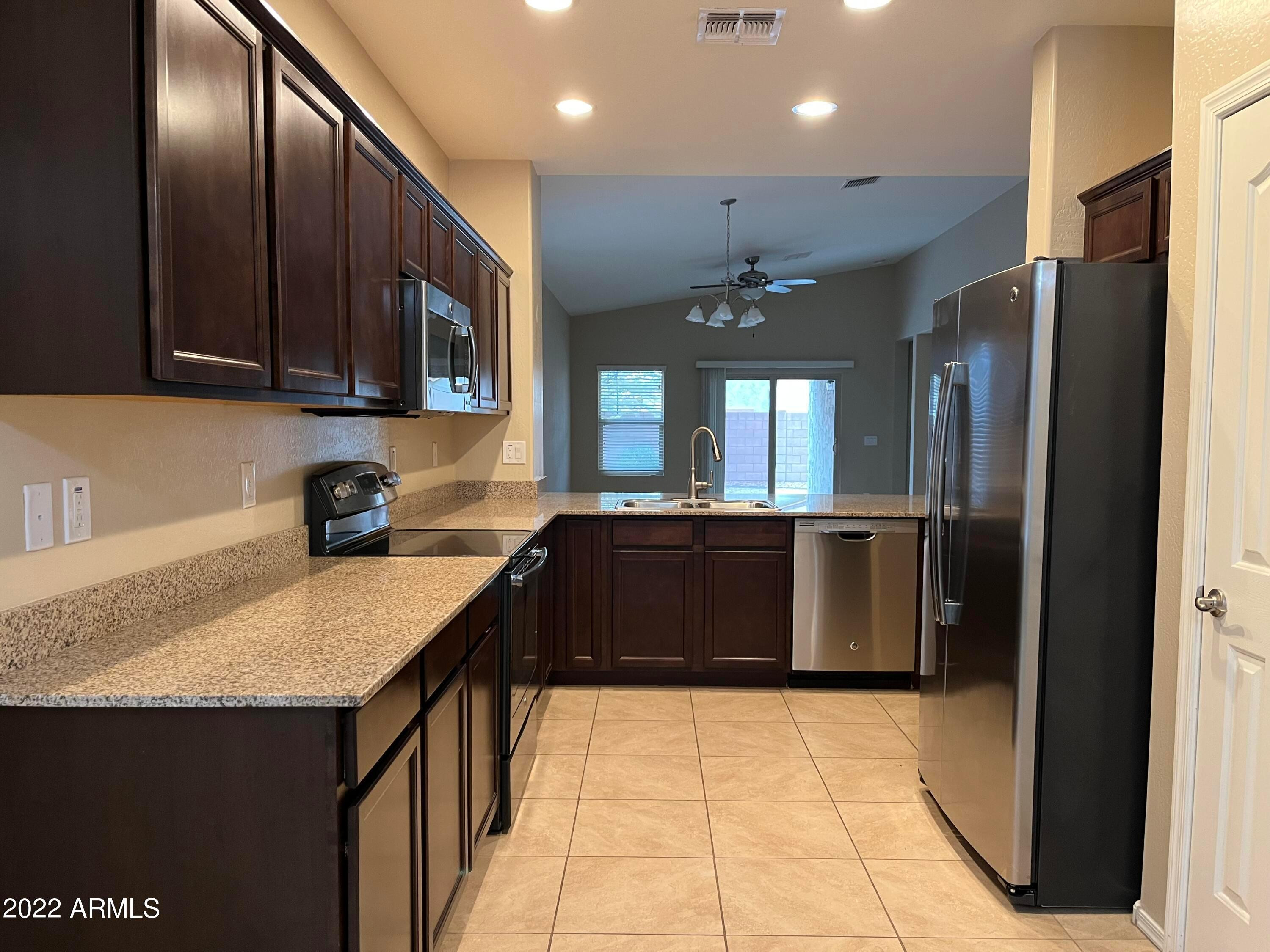 2656 E Gillcrest Road