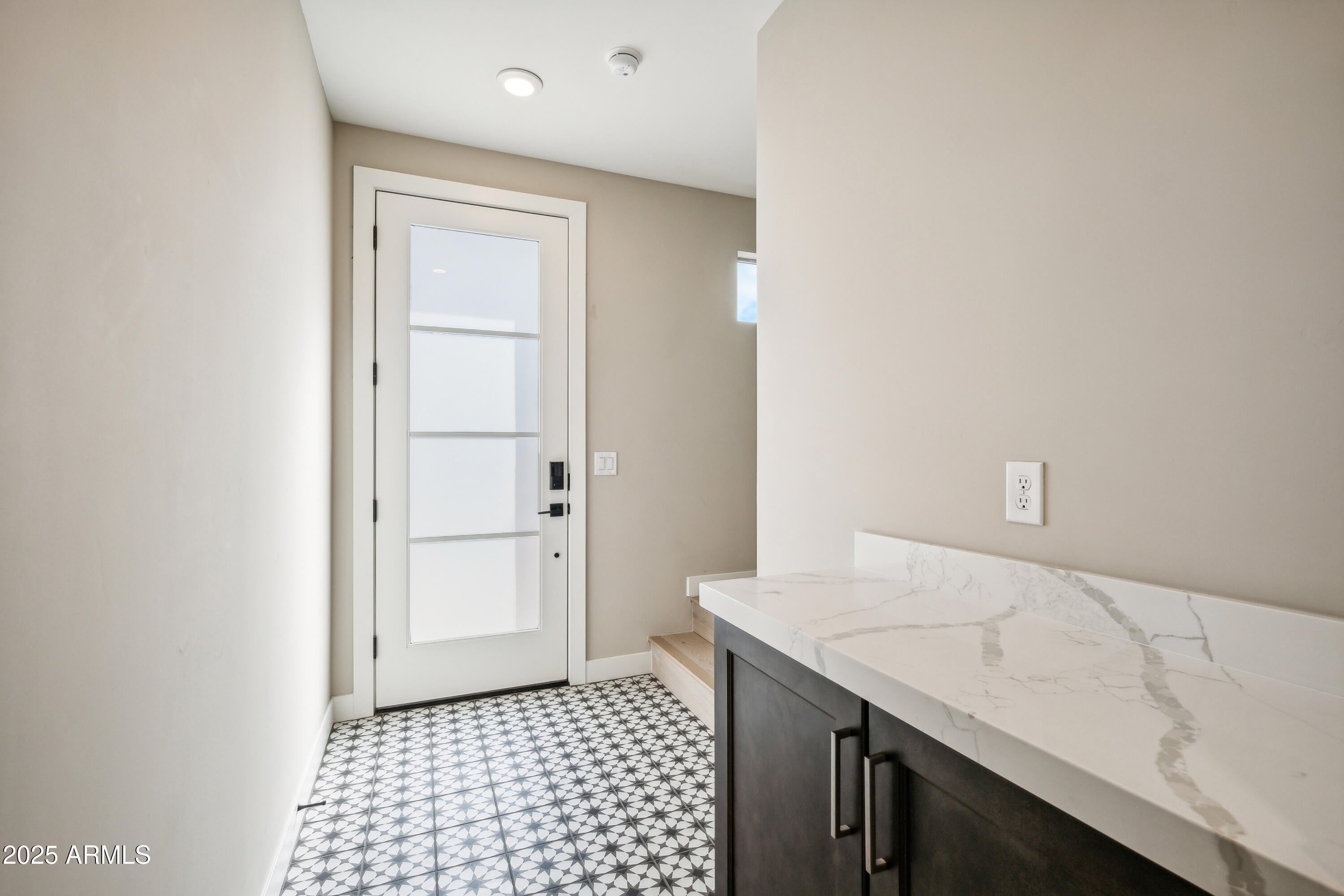 2121 W Sonoran Desert Drive 3