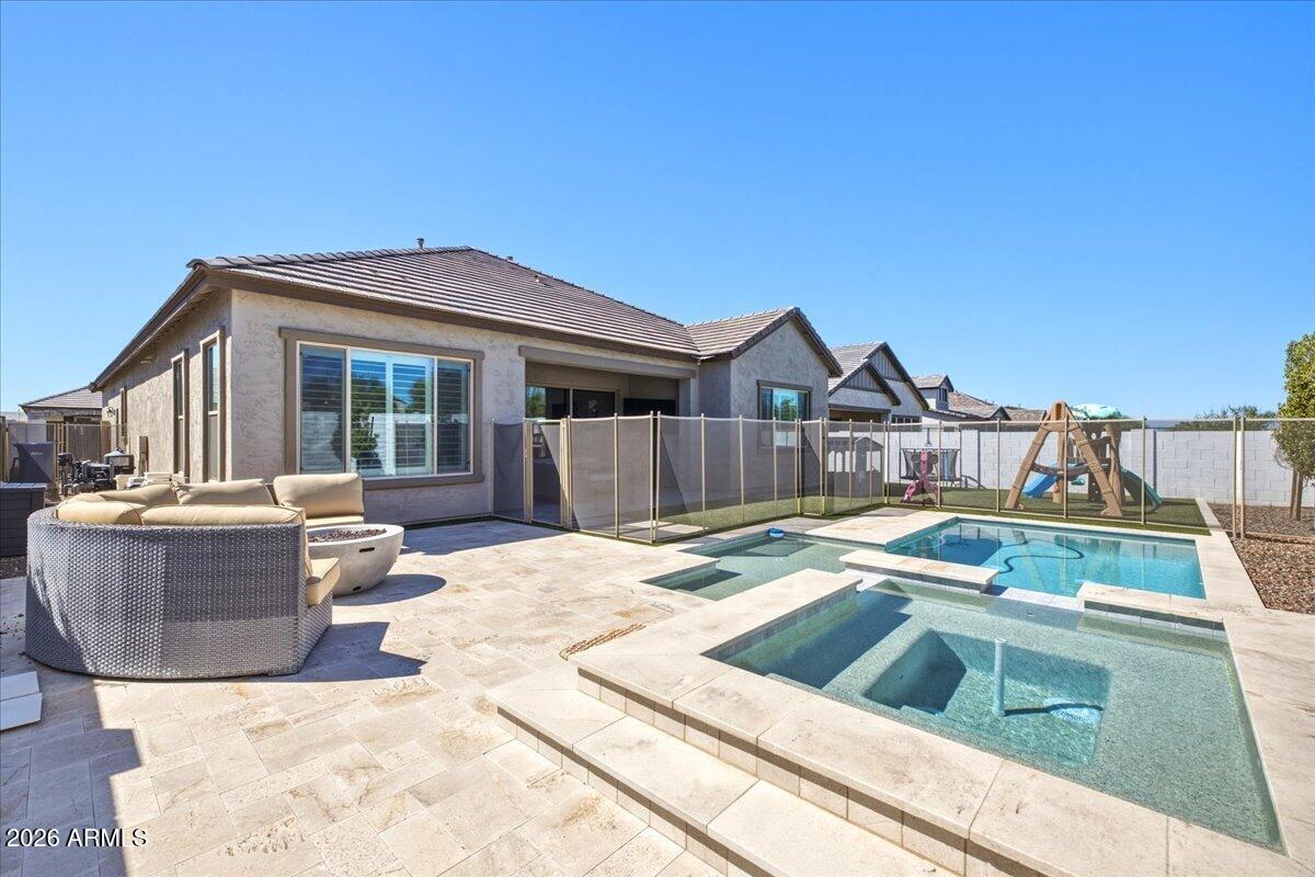 8146 E JUNE Street