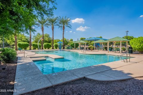 7740 W PIPESTONE Place Phoenix AZ 85035