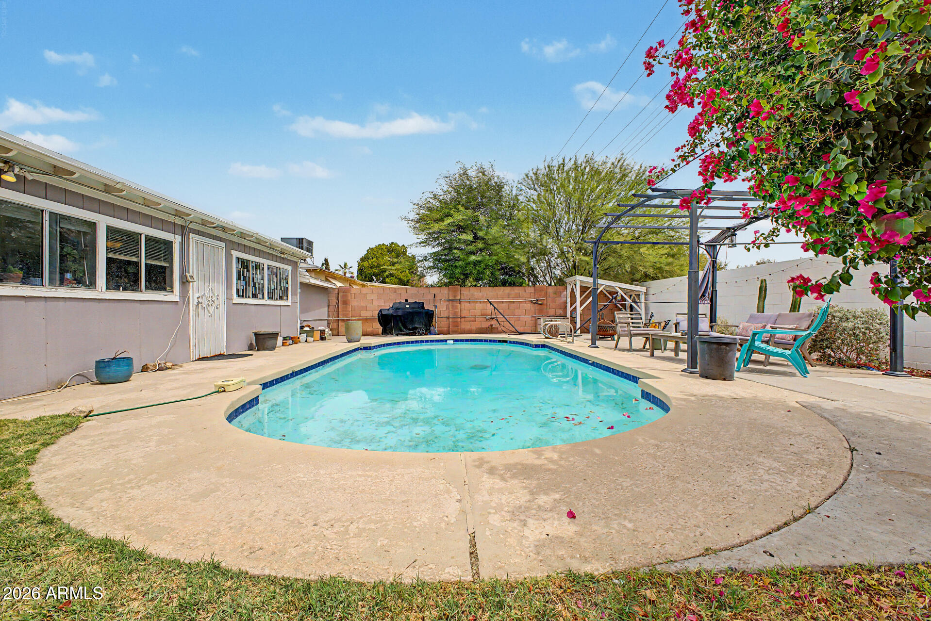 NEW CASTLE HOMES 3 - Residential