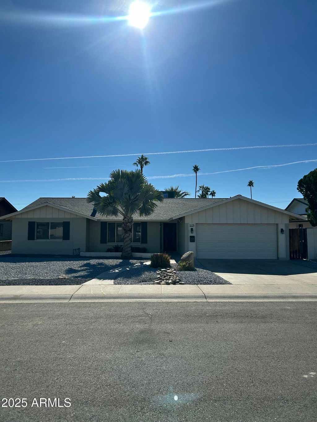 Photo of 1125 E Lodge Drive, Tempe, AZ 85283 (MLS # 6956917)