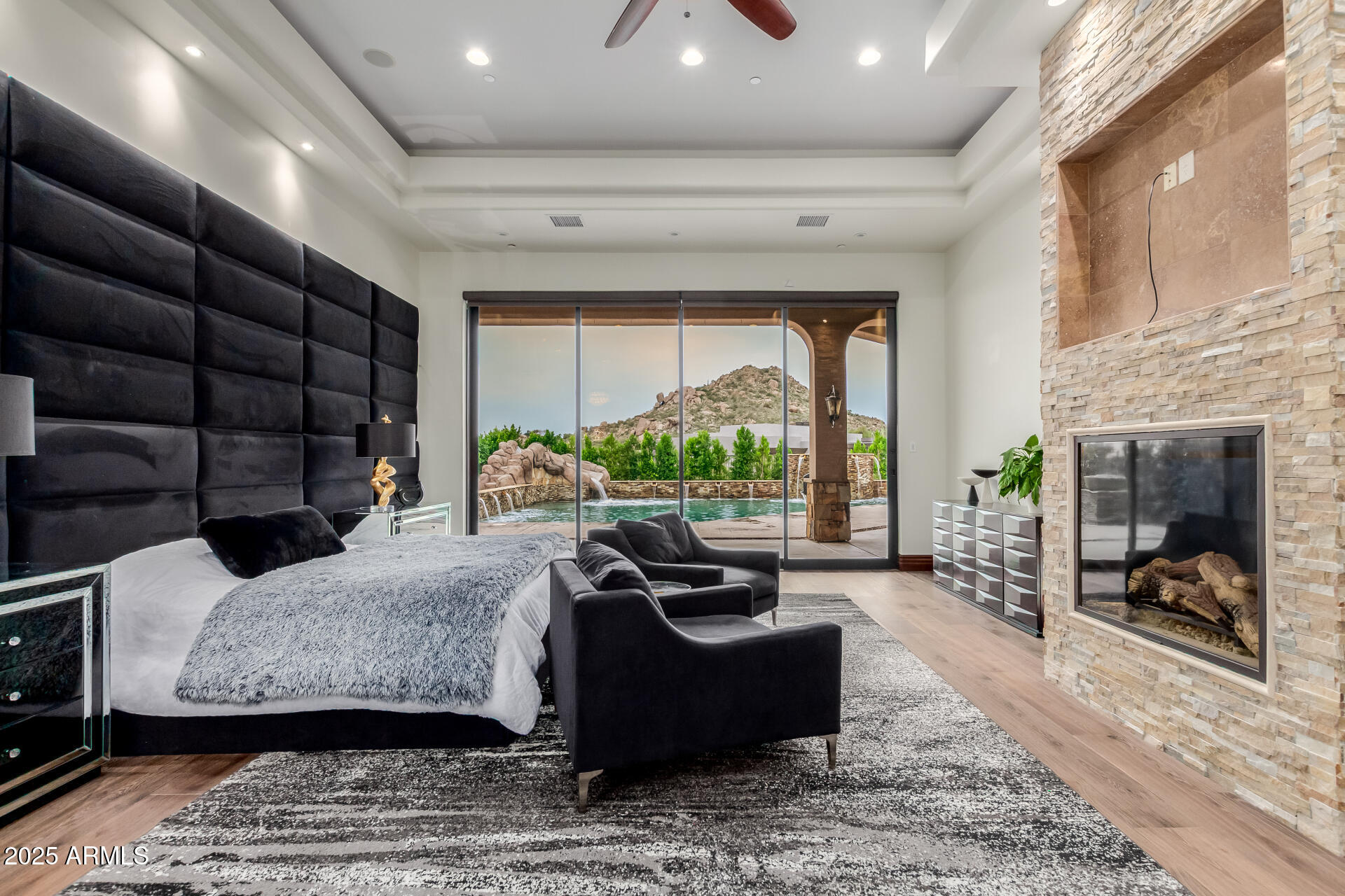 Metes and bounds. - Residential