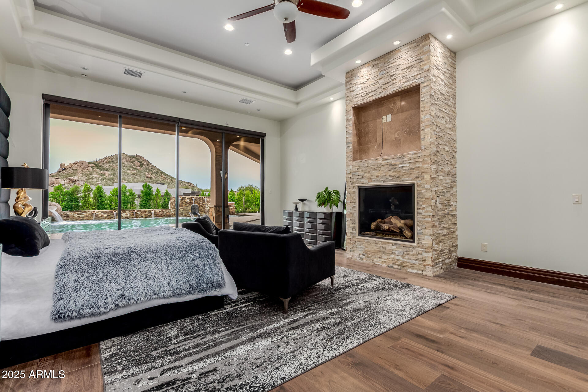 Metes and bounds. - Residential