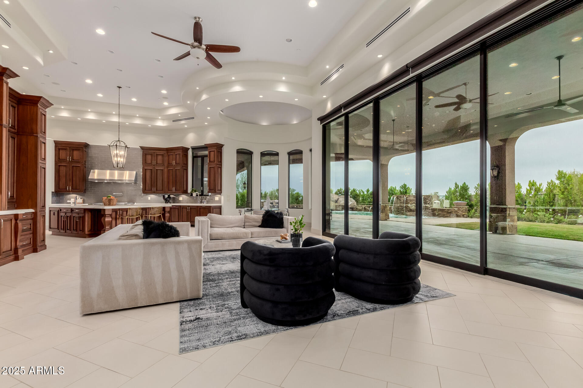 Metes and bounds. - Residential