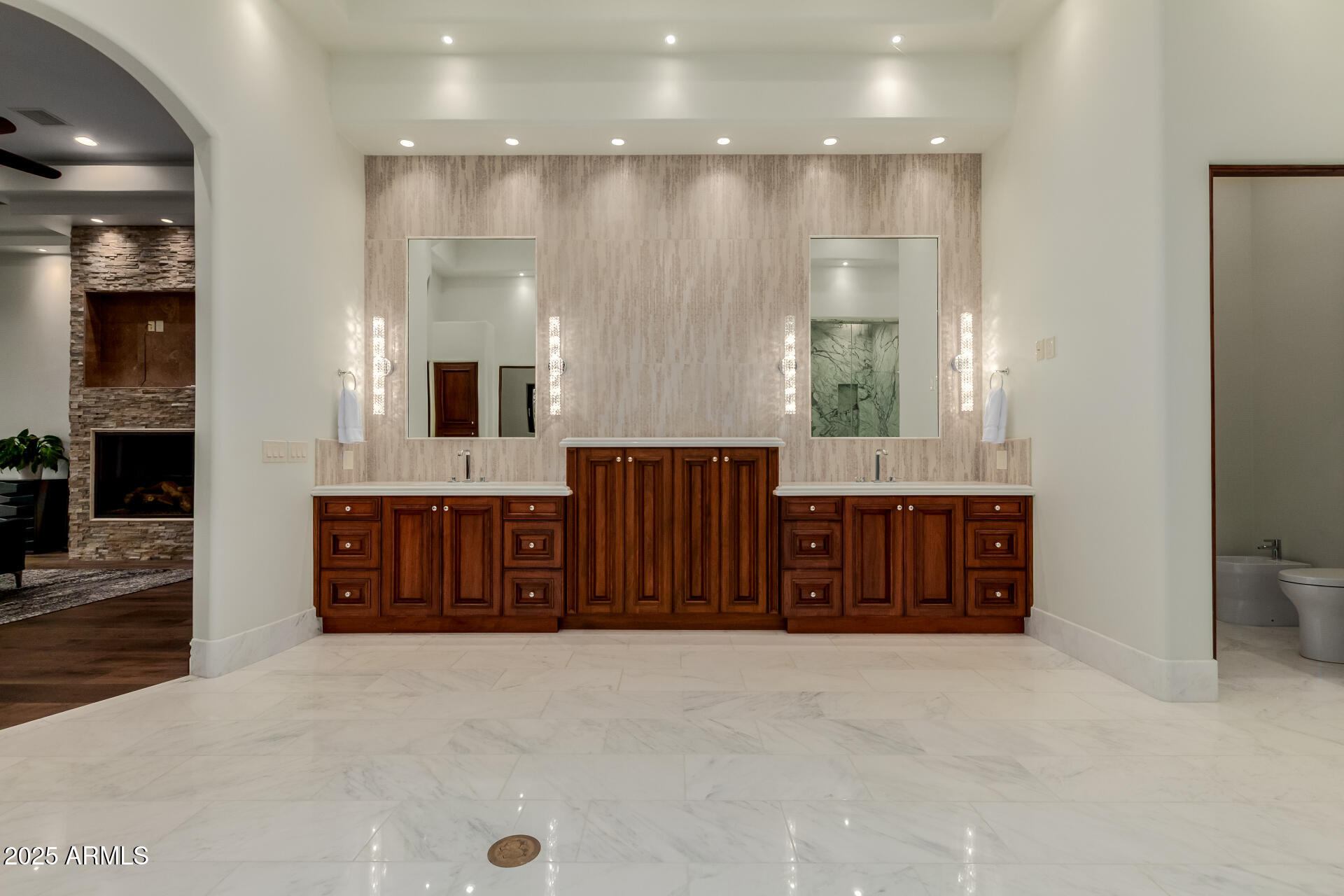 Metes and bounds. - Residential