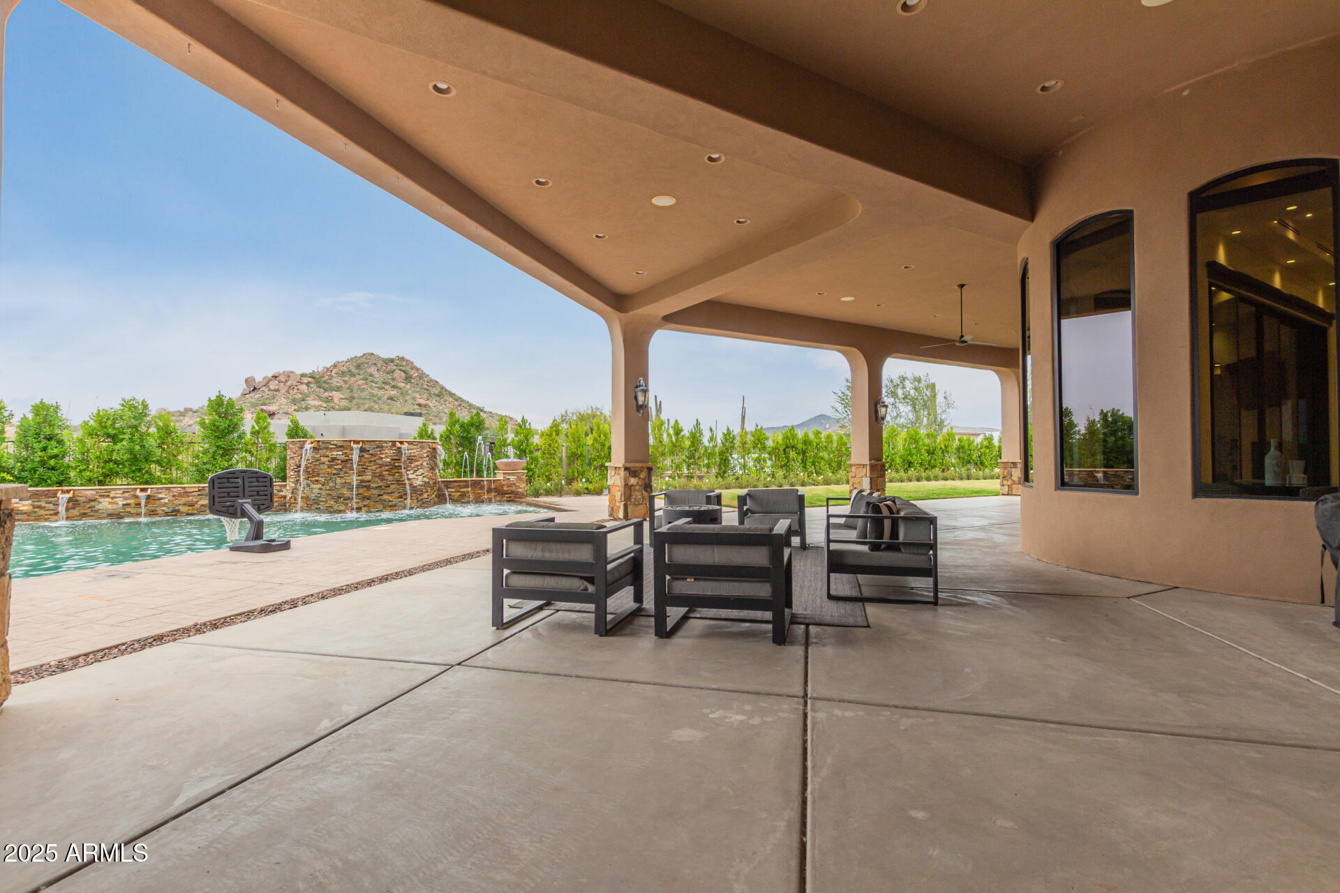 Metes and bounds. - Residential