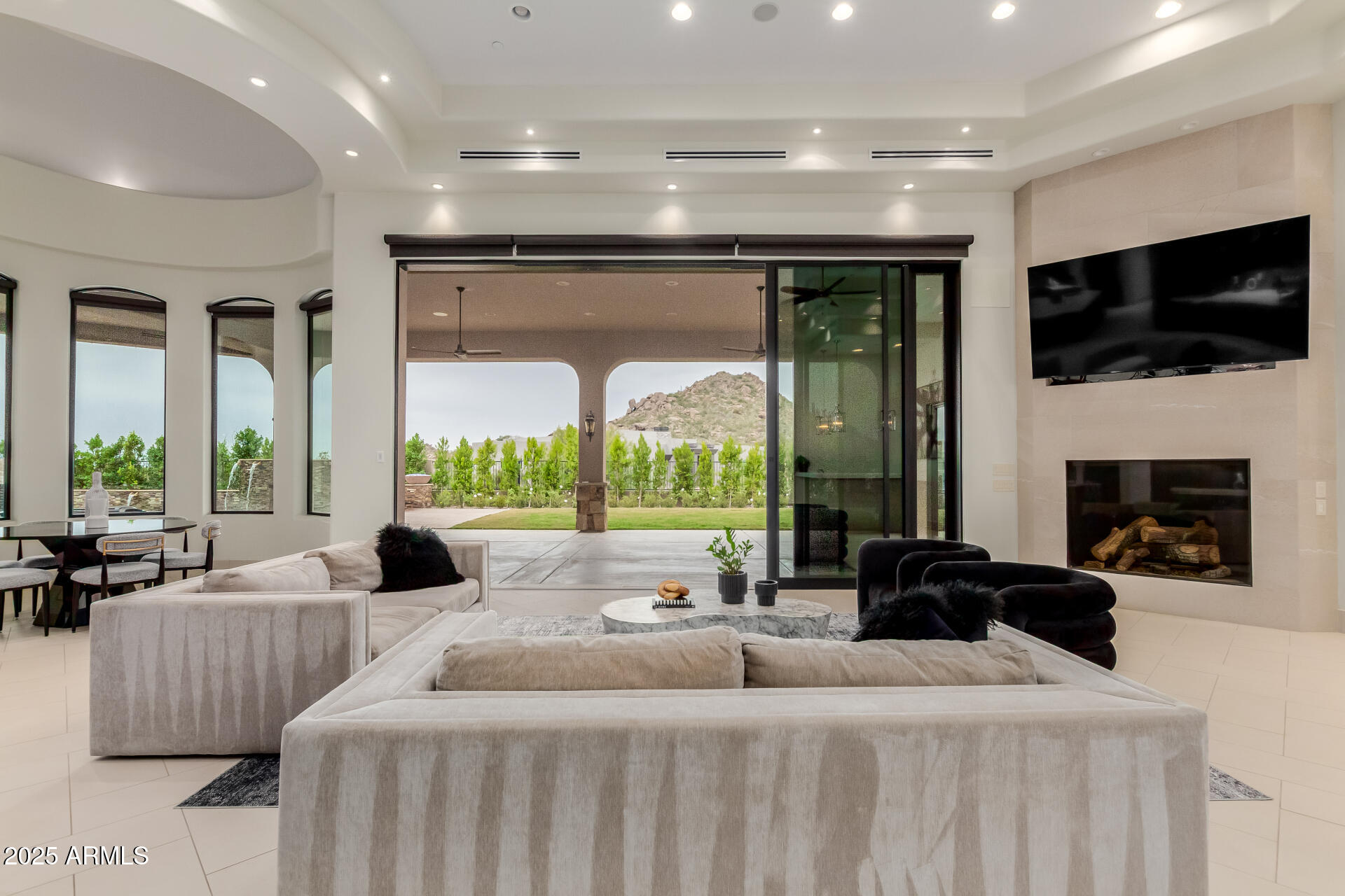 Metes and bounds. - Residential
