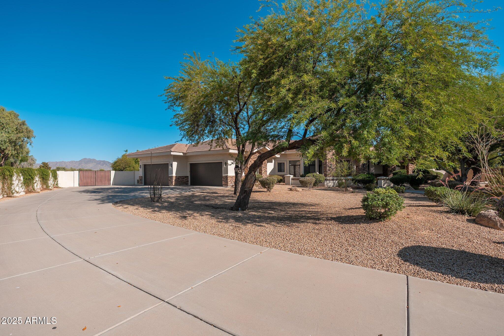 2661 E Birchwood Place