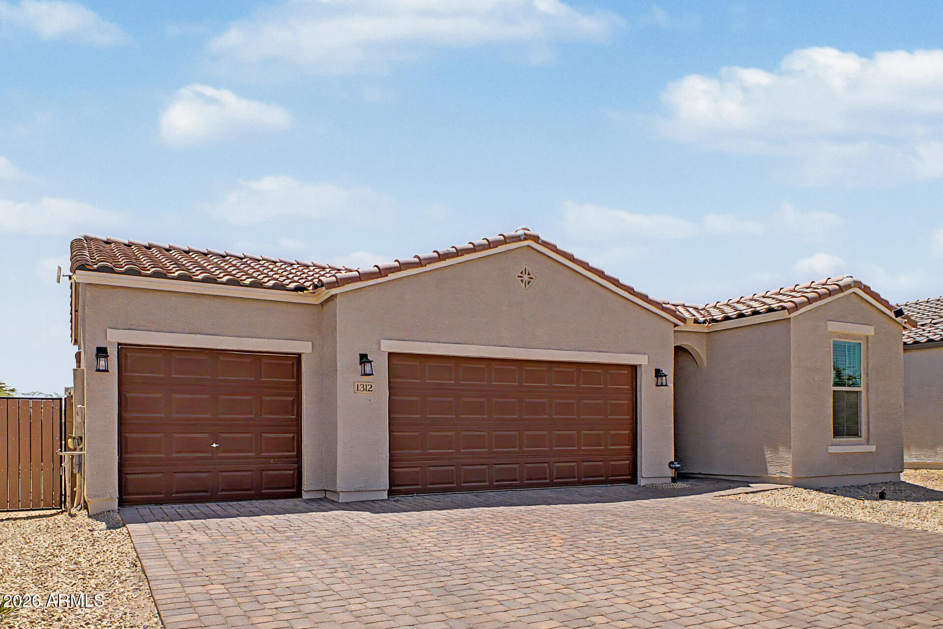 1312 N LARAT Lane