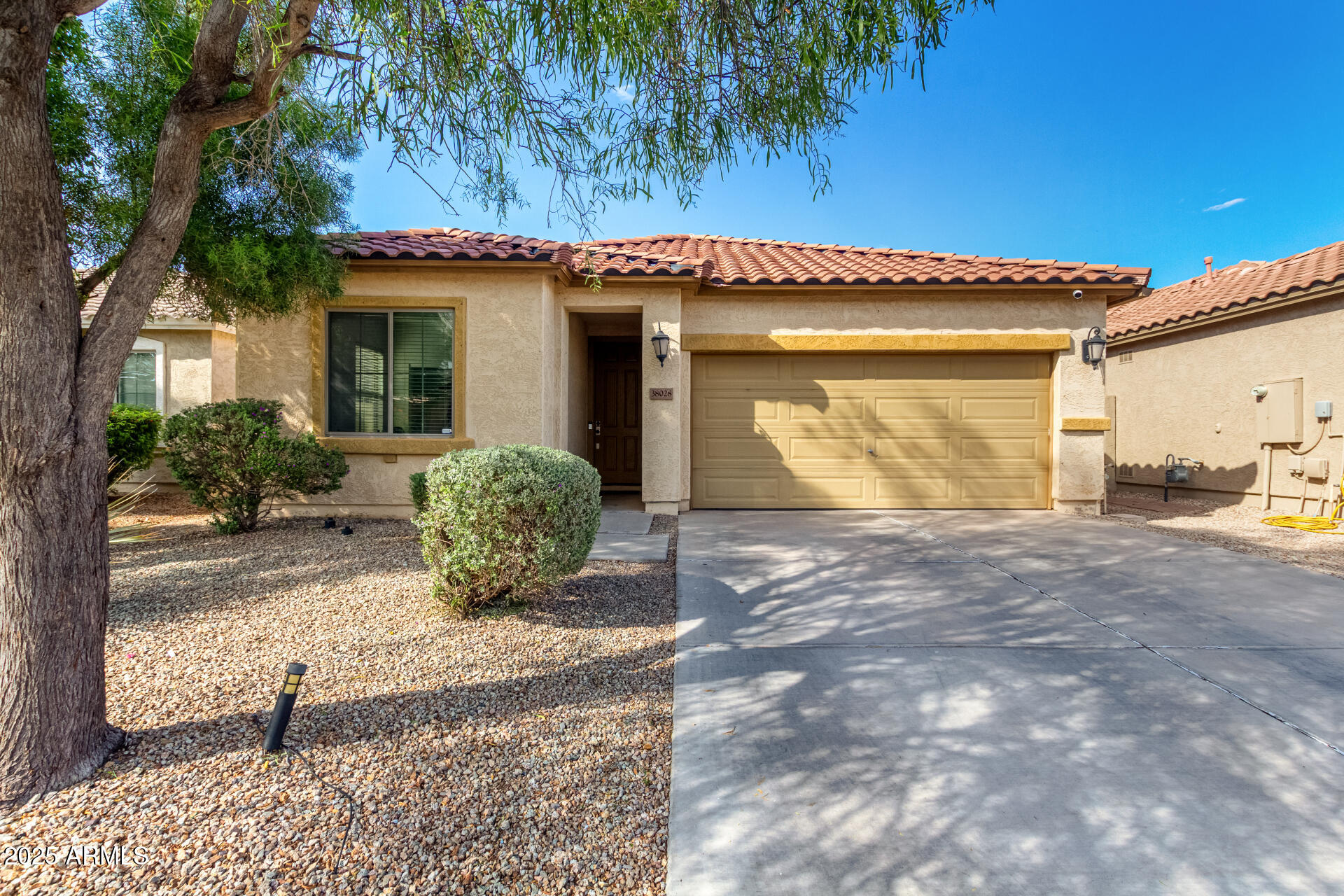 38028 W MERCED Street