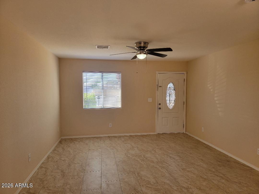 610 W COOLIDGE Avenue