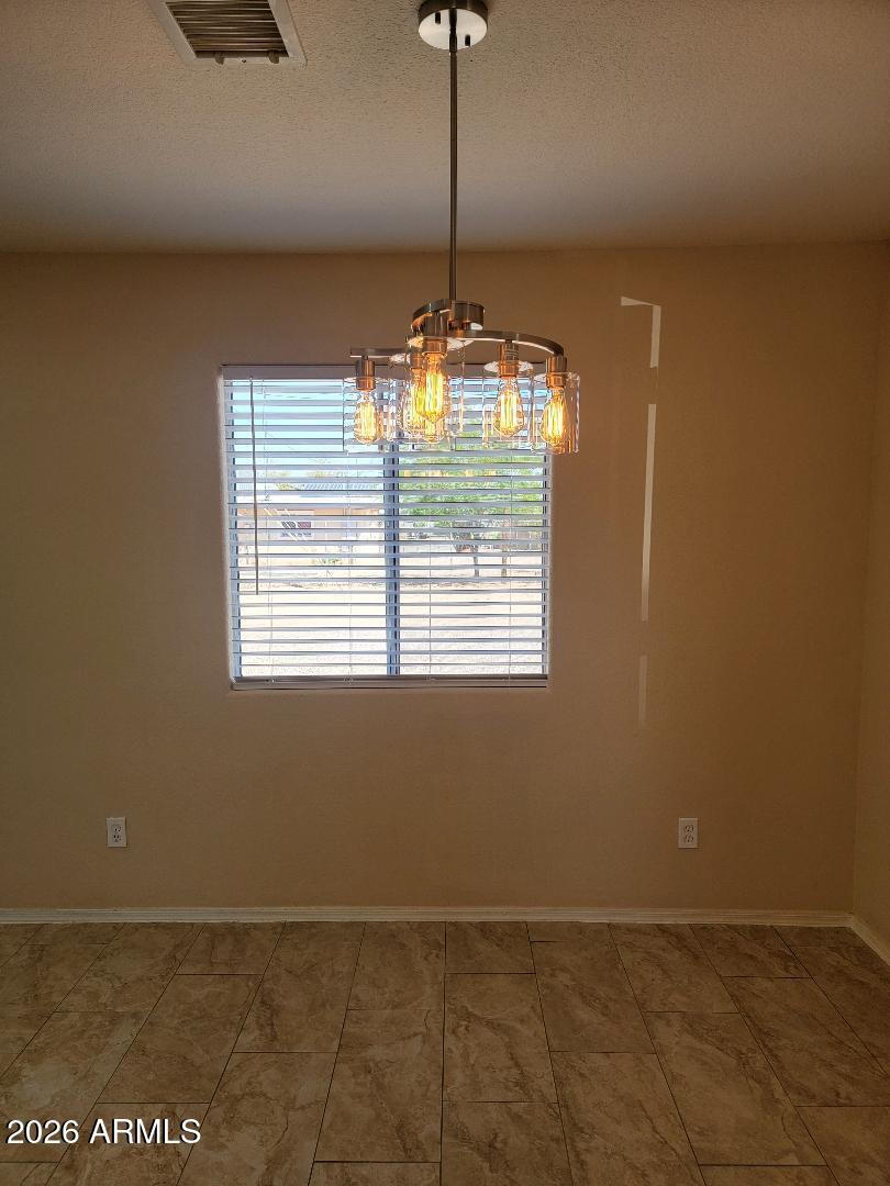 610 W COOLIDGE Avenue