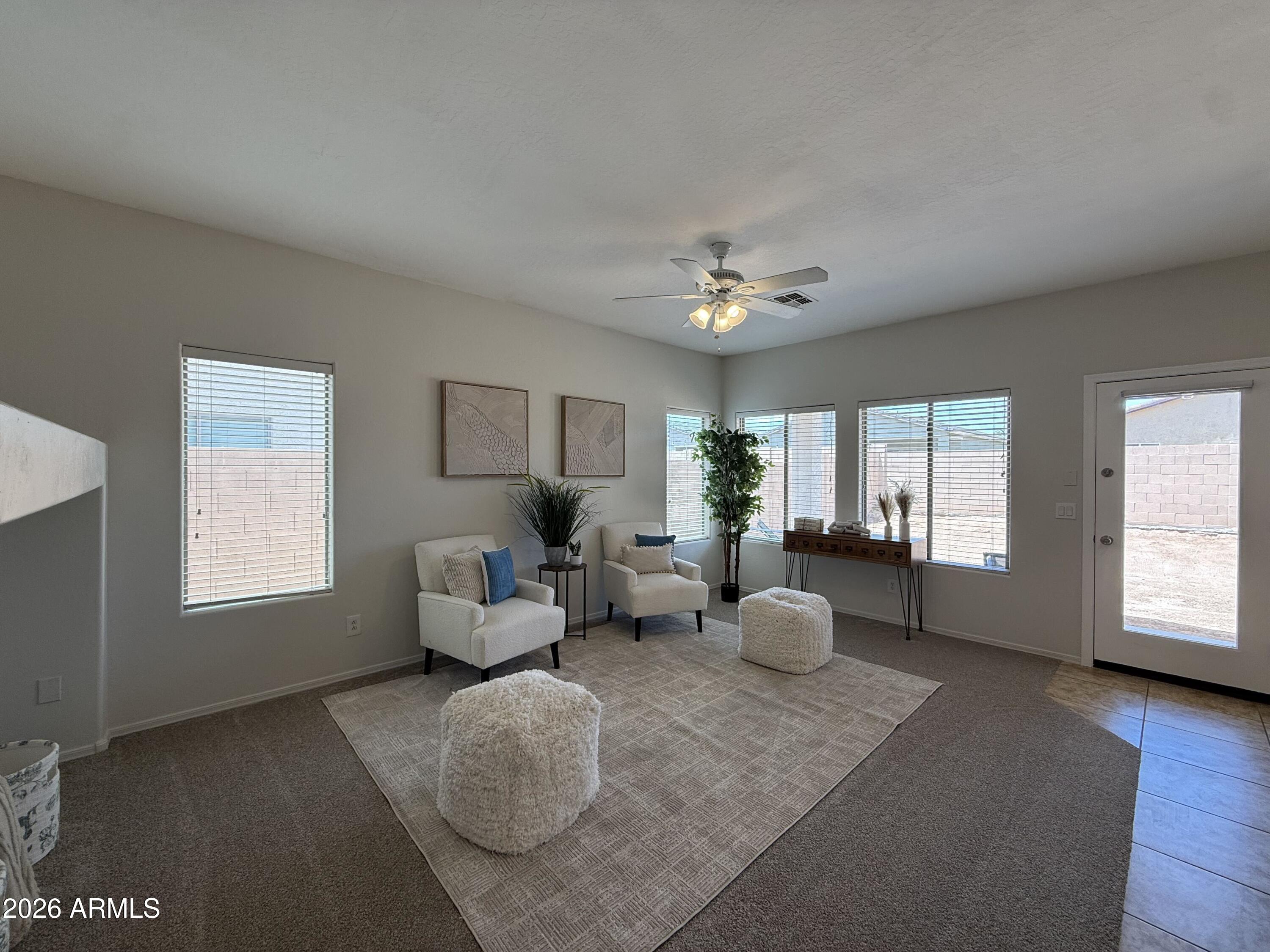 128 E RIO Drive