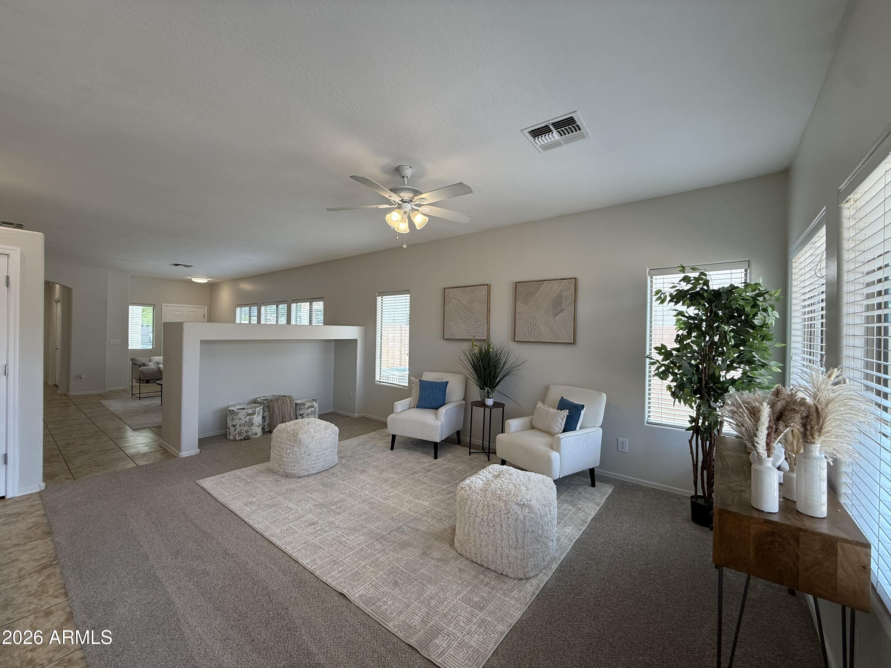 128 E RIO Drive