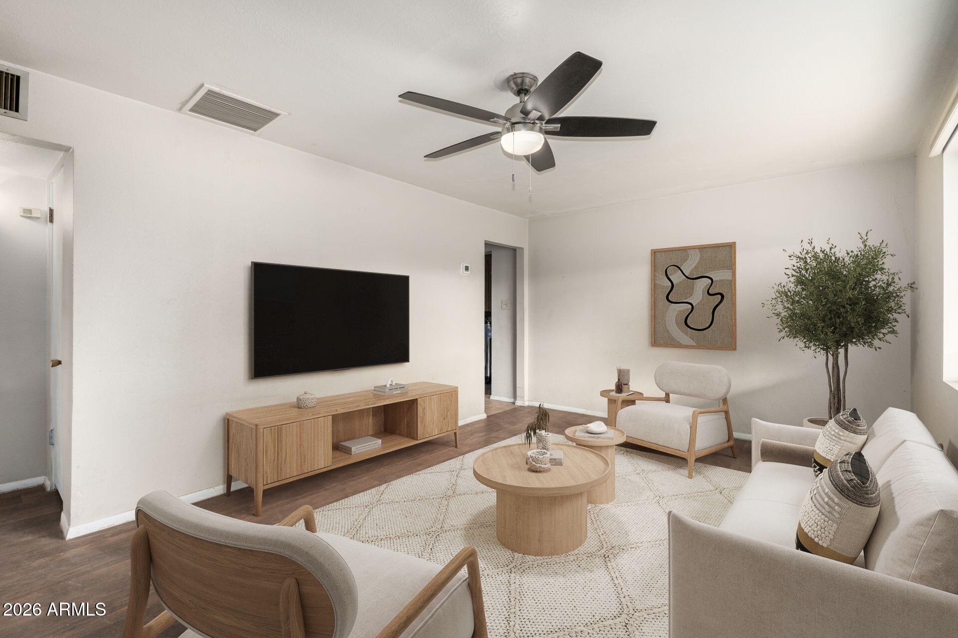 11136 W MONTANA Avenue