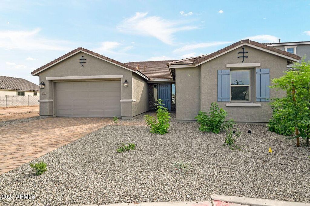 Photo of 10201 W Weldon Avenue, Avondale, AZ 85392 (MLS # 6873011)