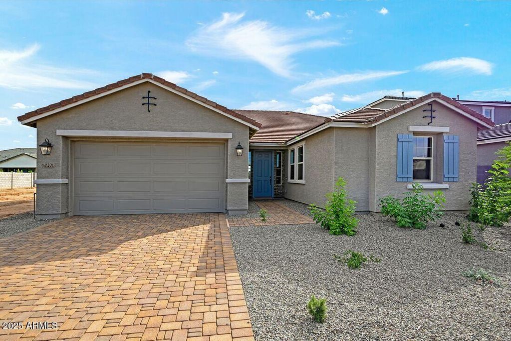 Photo of 10201 W Weldon Avenue, Avondale, AZ 85392 (MLS # 6873011)