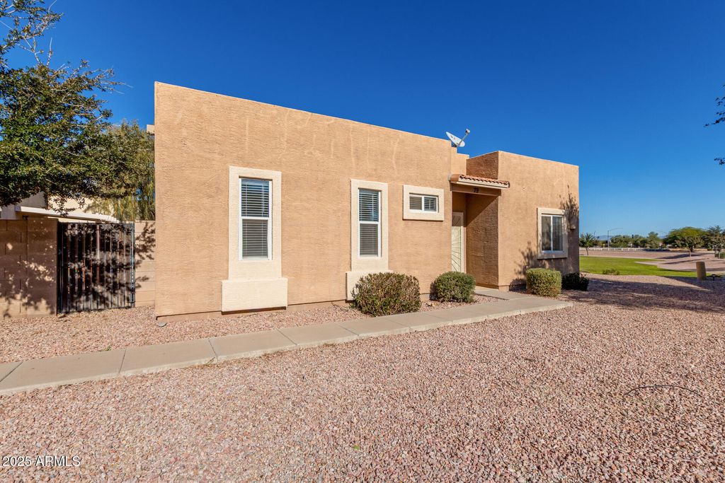 Photo of 2300 E Magma Road #79, San Tan Valley, AZ 85143 (MLS # 6955261)