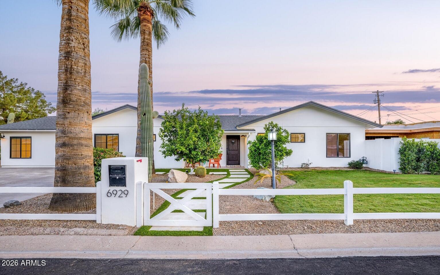 6929 E MARIPOSA Drive