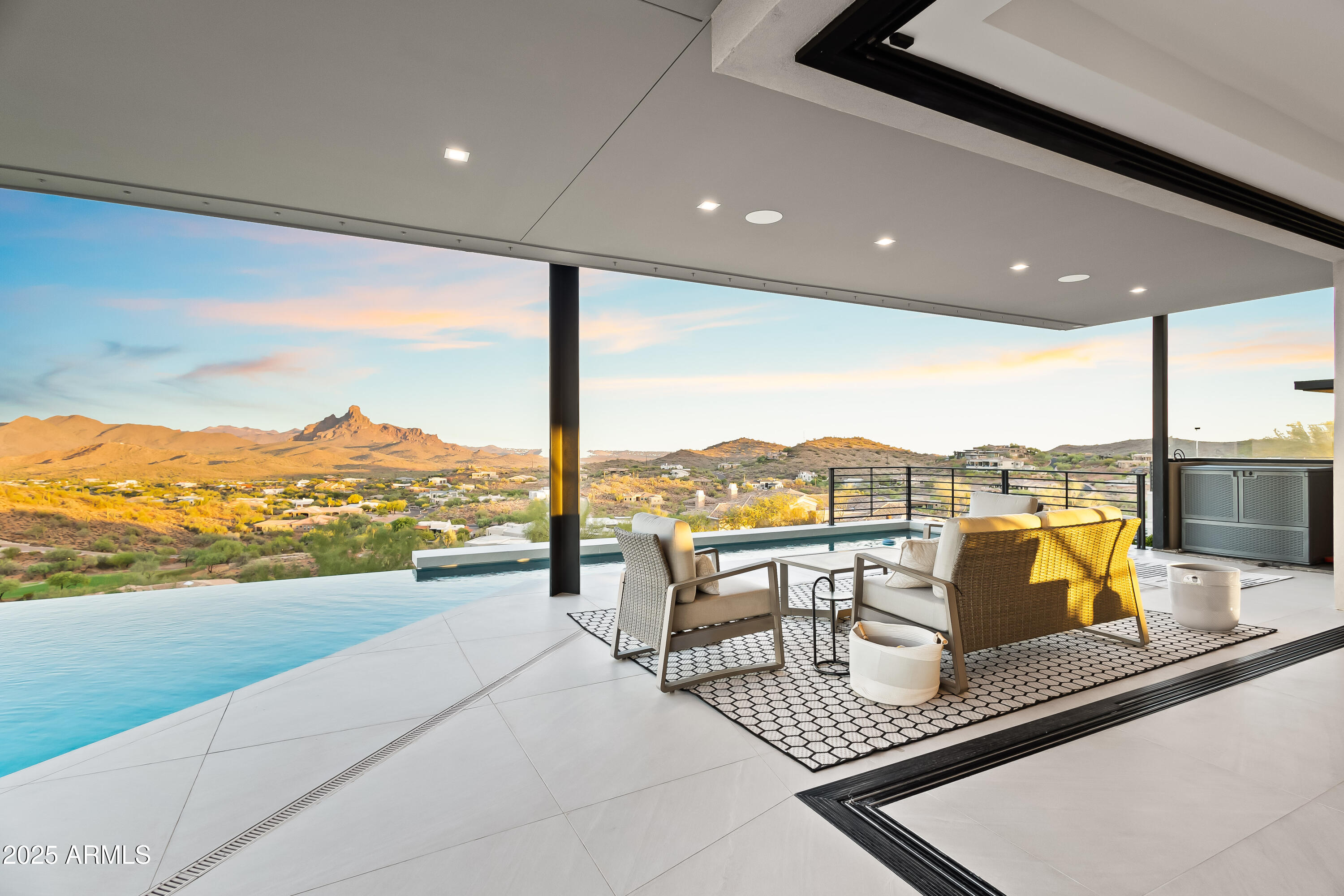 9814 N RED BLUFF Drive