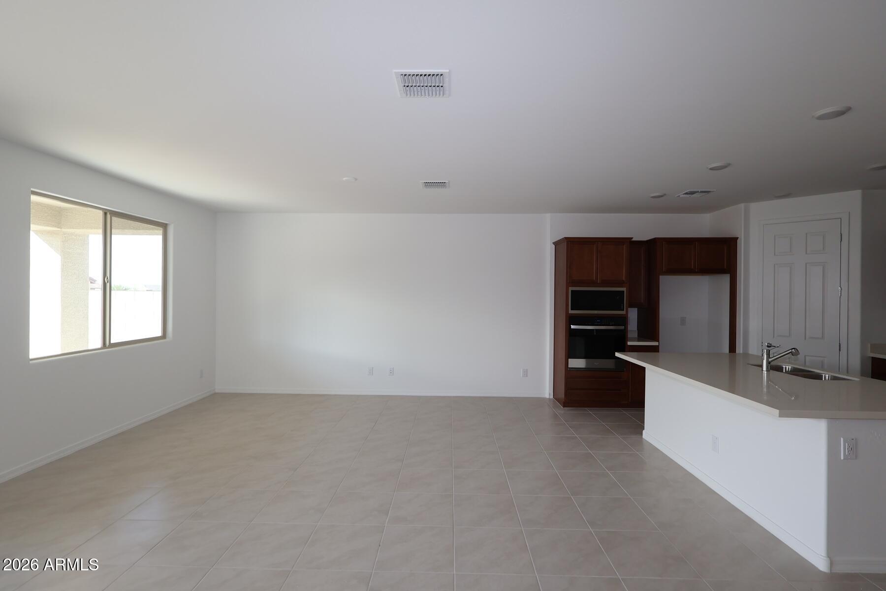 24229 W RAYMOND Street