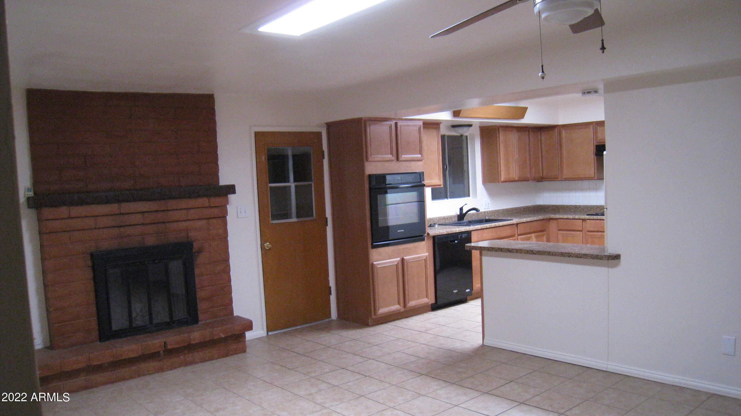 BUENA UNIT 1 - Residential Lease