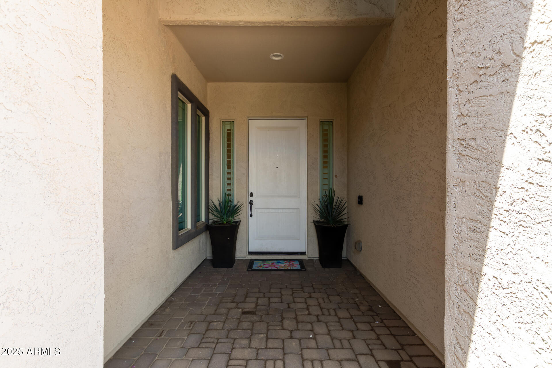 3408 E DALEY Lane