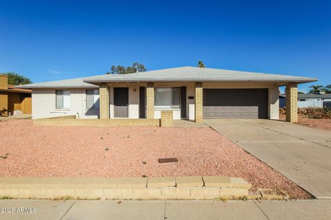 3902 W DAVIDSON Lane Phoenix AZ 85051