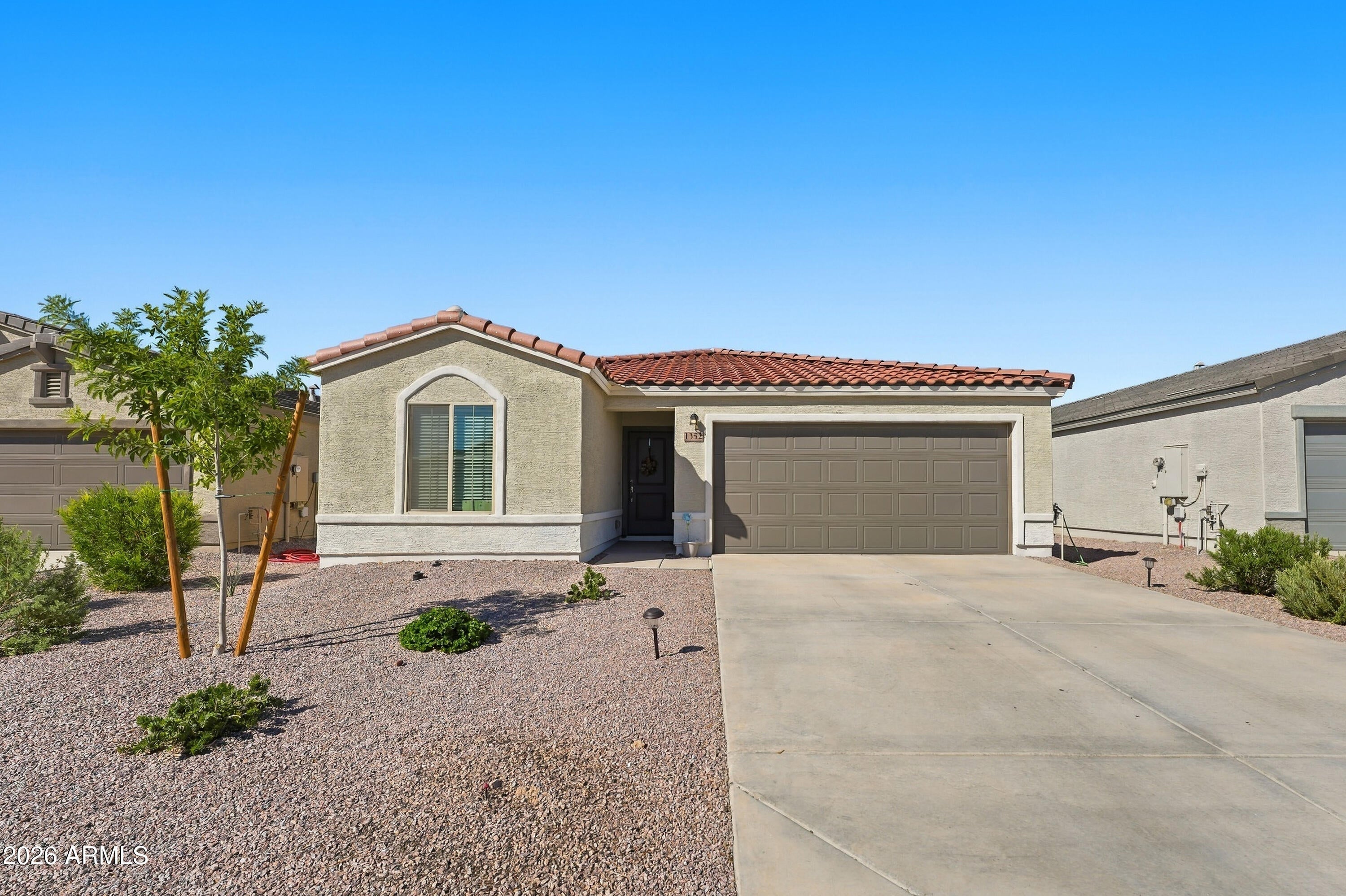 1352 W INCA Drive