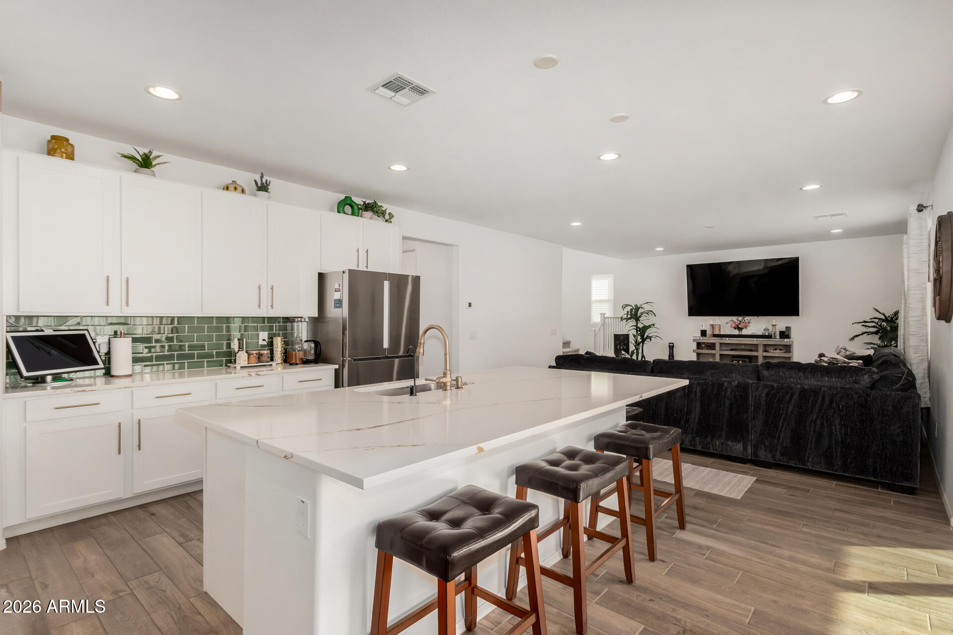 10069 E ALFALFA Drive