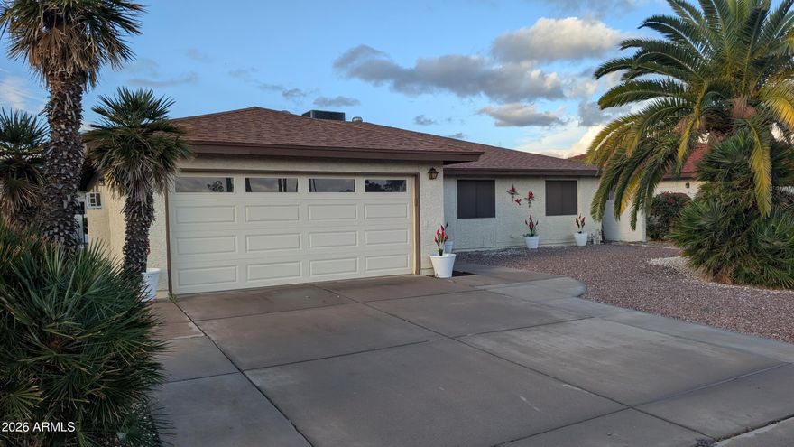 POPULAR EXTENDED ALAMEDA MODEL IN SUN LAKES, (55+ community)
Welcome to this highly sought-after Extended Alameda, offering 3 bedrooms and a bright, open floor plan perfect for comfortable living and entertaining. The third bedroom is ideally situated for use as an office or den, providing flexibility to fit your lifestyle.
Located just moments from the Clubhouse--with its full array of amenities--as well as the Golf Course, Community Pool and Tennis Courts, this home places you at the heart of the Sun Lakes experience.
This well-maintained property features a spacious screened-in patio, dedicated golf cart parking, and numerous recent upgrades, including:
- New Flooring (Carpet)
- Fresh Interior Paint
...and more.
A one-time Capital Improvement Fee of $2,625