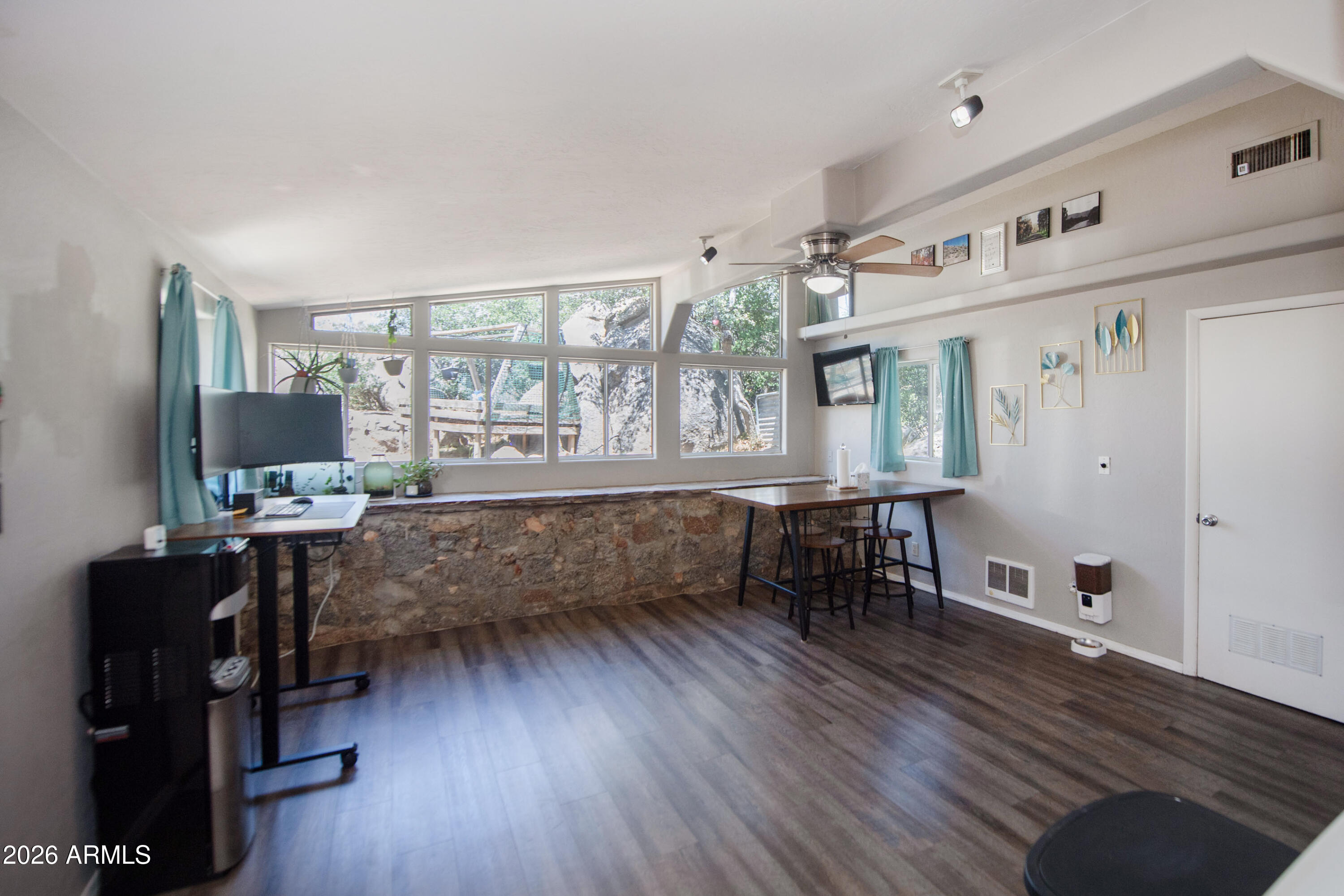 YARNELL HEIGHTS - Residential