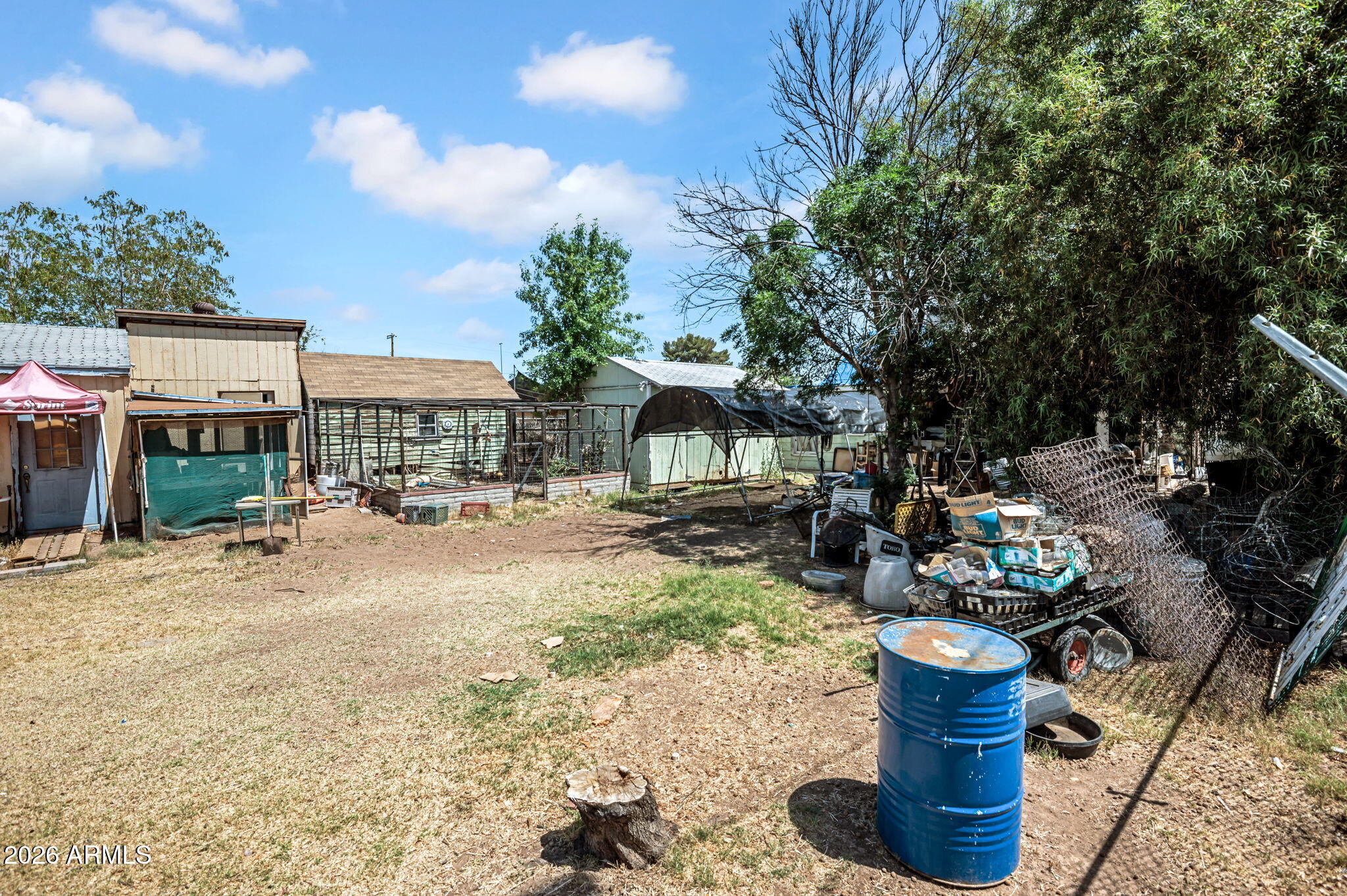 1646 E AMELIA Avenue