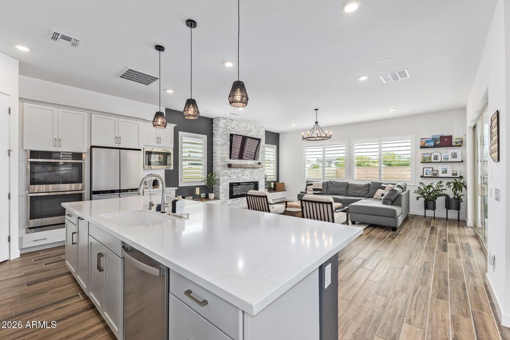 Photo of 1478 E Lodgepole Drive, Gilbert, AZ 85298 (MLS # 6997339)