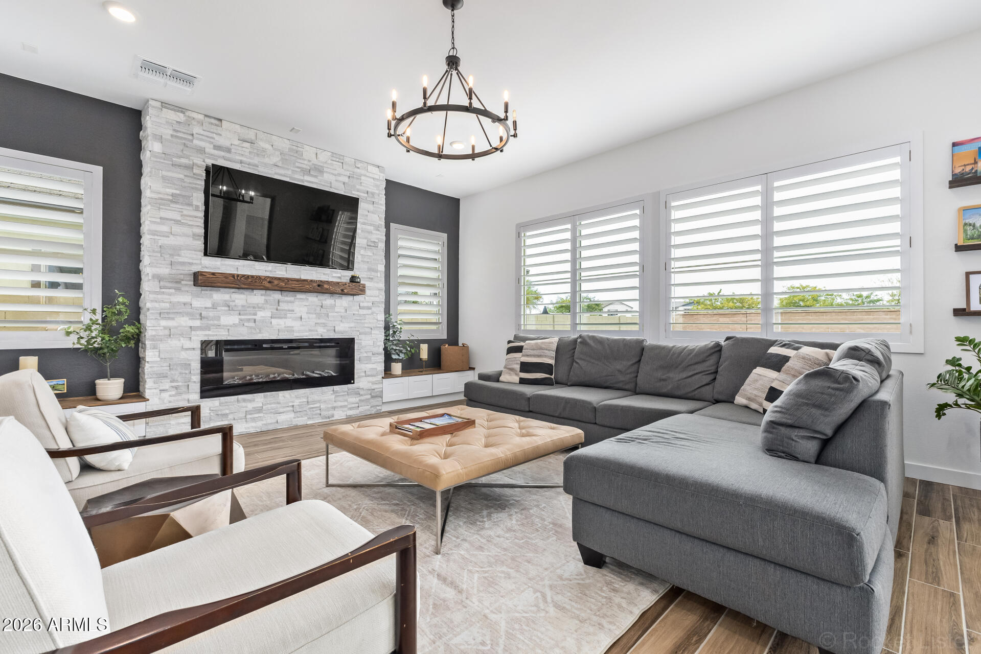 1478 E LODGEPOLE Drive