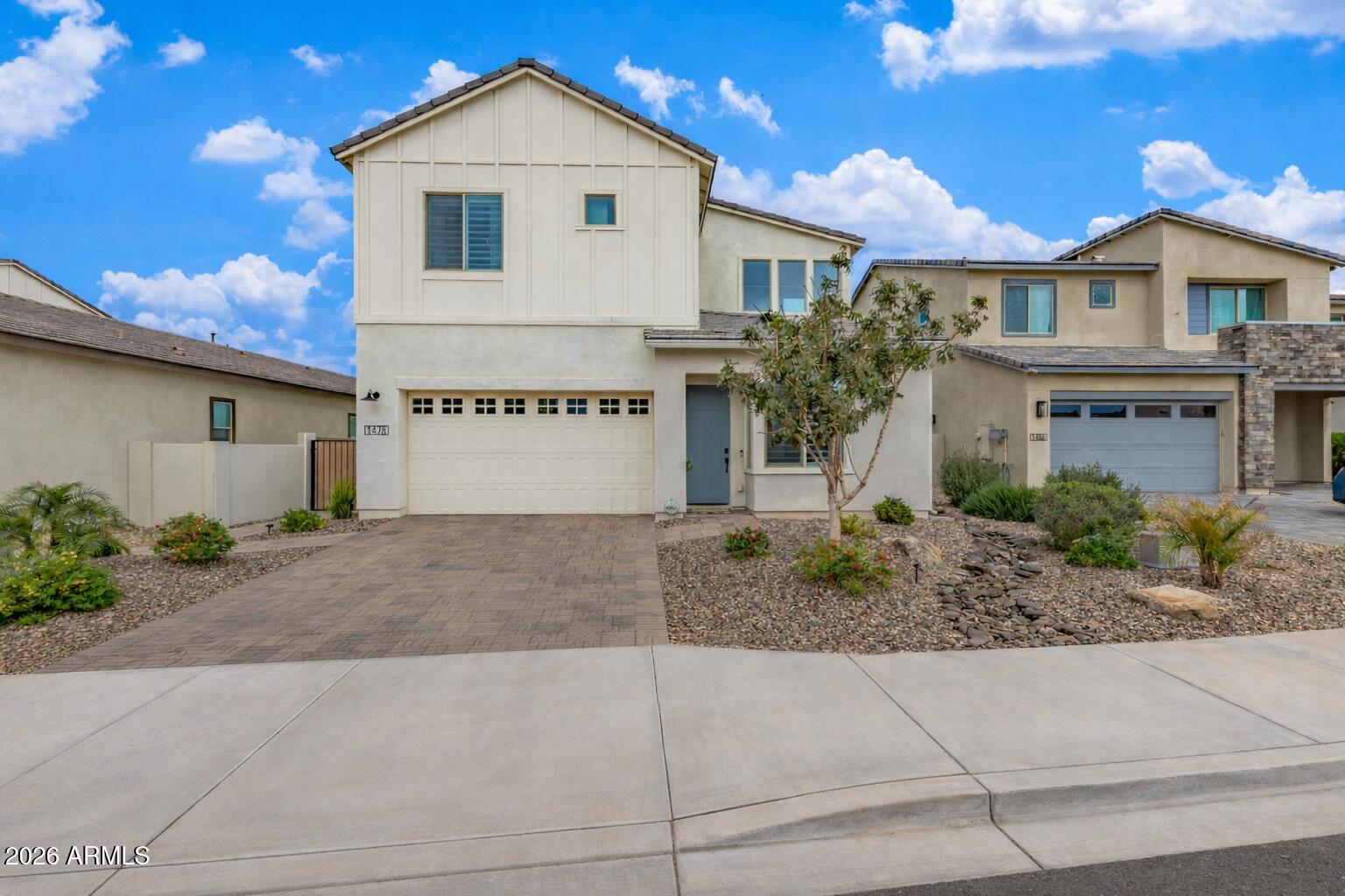 1478 E LODGEPOLE Drive