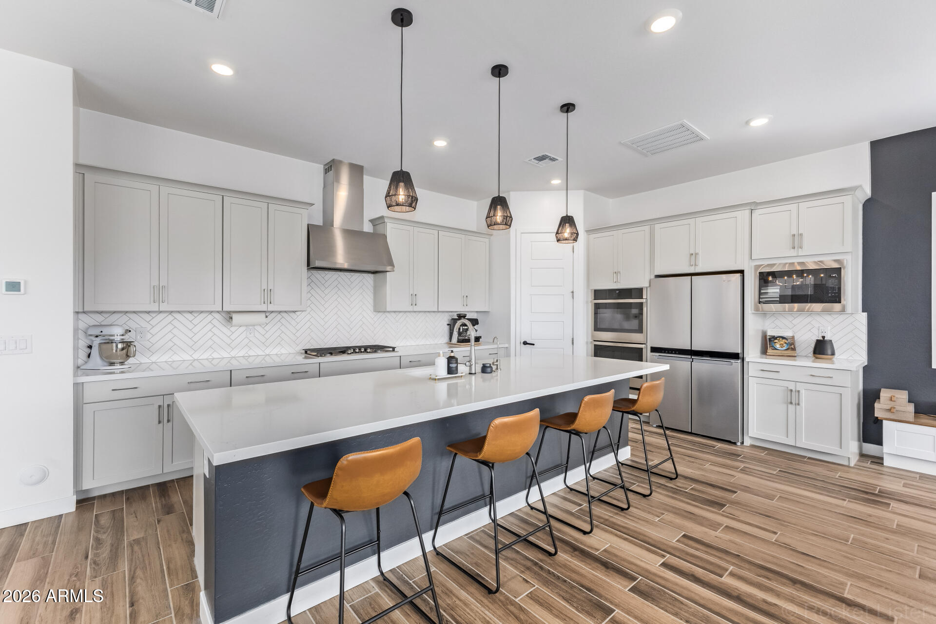 1478 E LODGEPOLE Drive