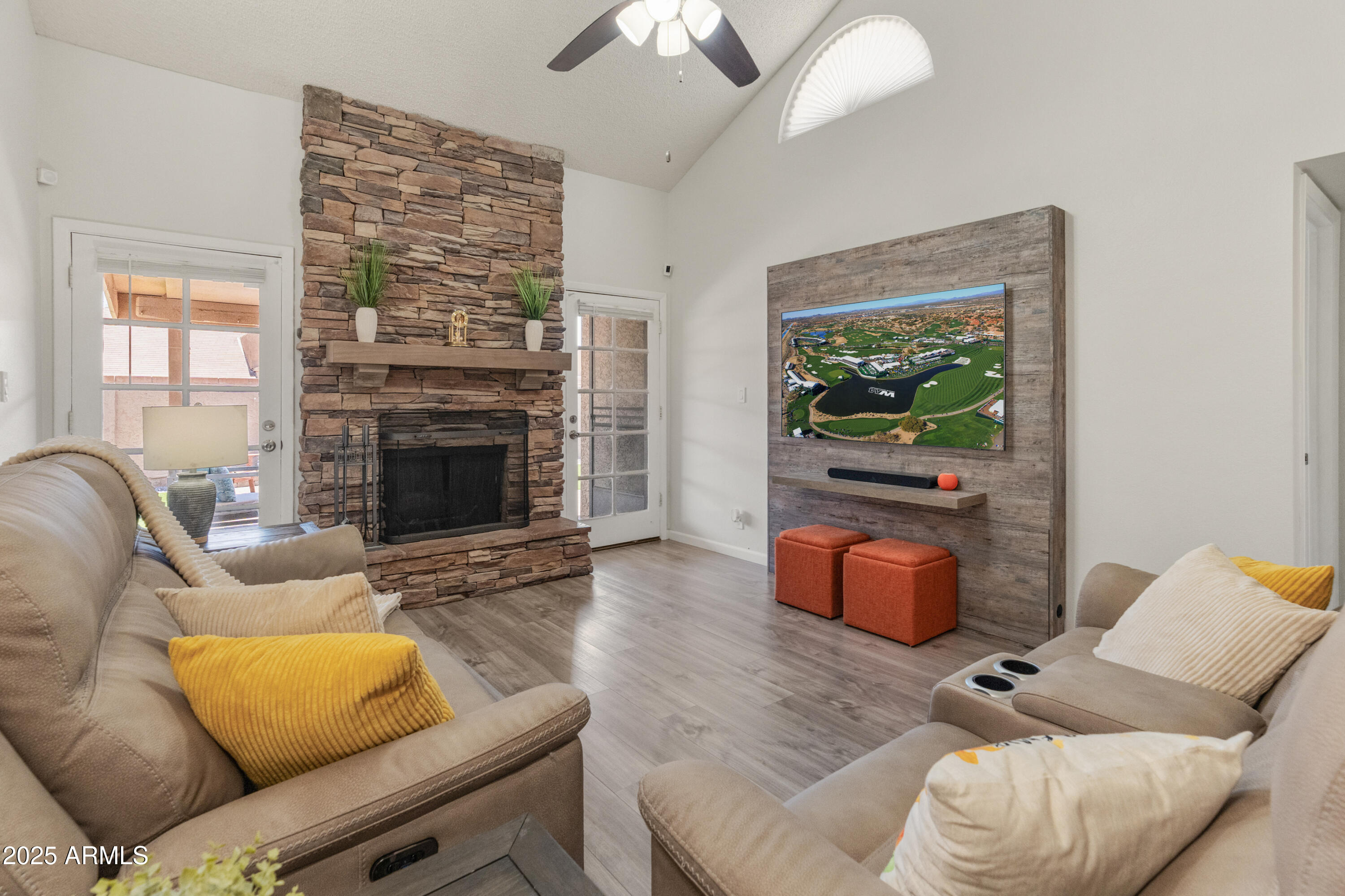 Scottsdale, Arizona 85260, United States, 2 Bedrooms Bedrooms, ,2 BathroomsBathrooms,Residential,Pending,136506